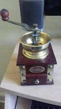 Small coffee hand grinder mill