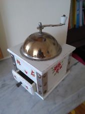 Vintage Manual Coffee/ Spice Grinder hand crank with drawer