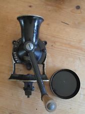 Spong No.1 Coffee Grinder with tray. Excellent condition.
