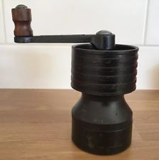 Vintage spong hand coffee grinder. Made in england
