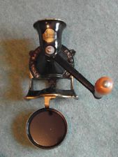 Spong No1 Coffee Grinder with tray. Mint condition.
