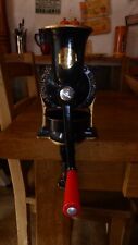 Spong No 2 Coffee grinder , Working